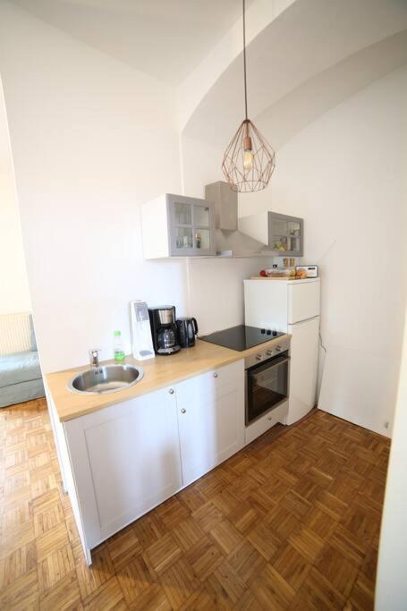 Wohnen Im Gruenen Apartment Graz Bagian luar foto